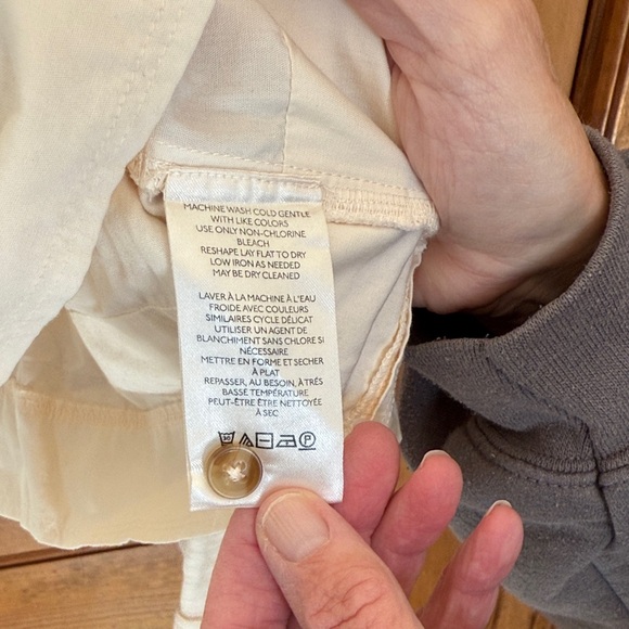 Anthropologie Cream Ruffled Blouse - M - Picture 5 of 6